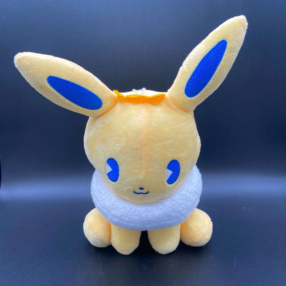 Pokemon EEVEE Japan Exclusive Limited Mix Ou Lait Plush Toy Suction Window Cling